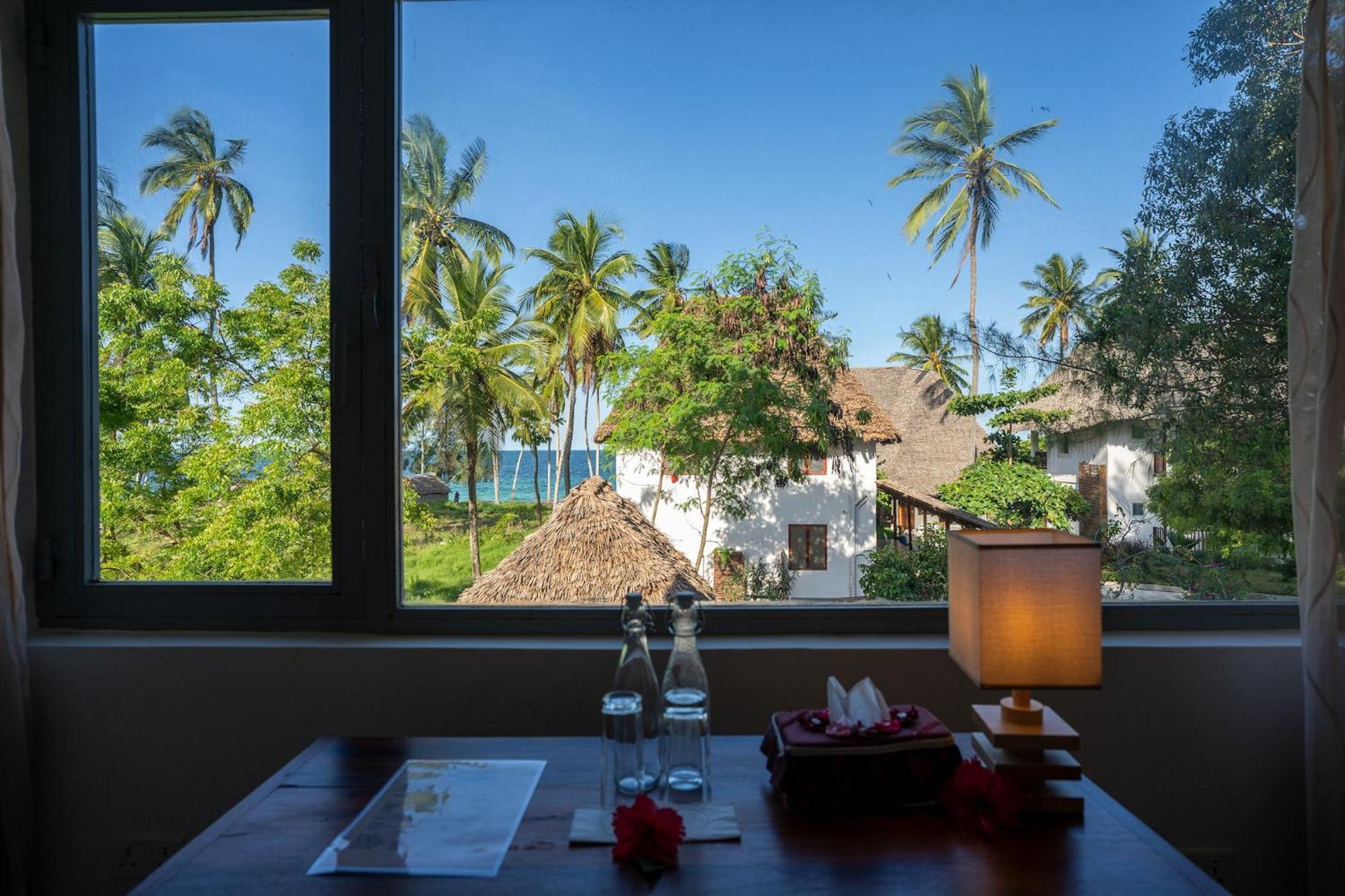 Manolo Beach Resort Uroa Pokoj fotografie
