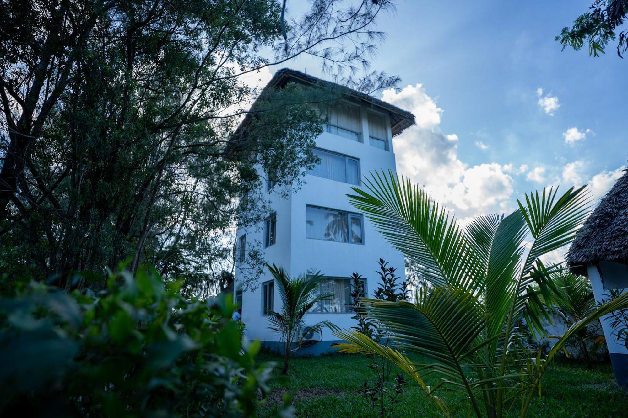 Manolo Beach Resort Uroa Pokoj fotografie
