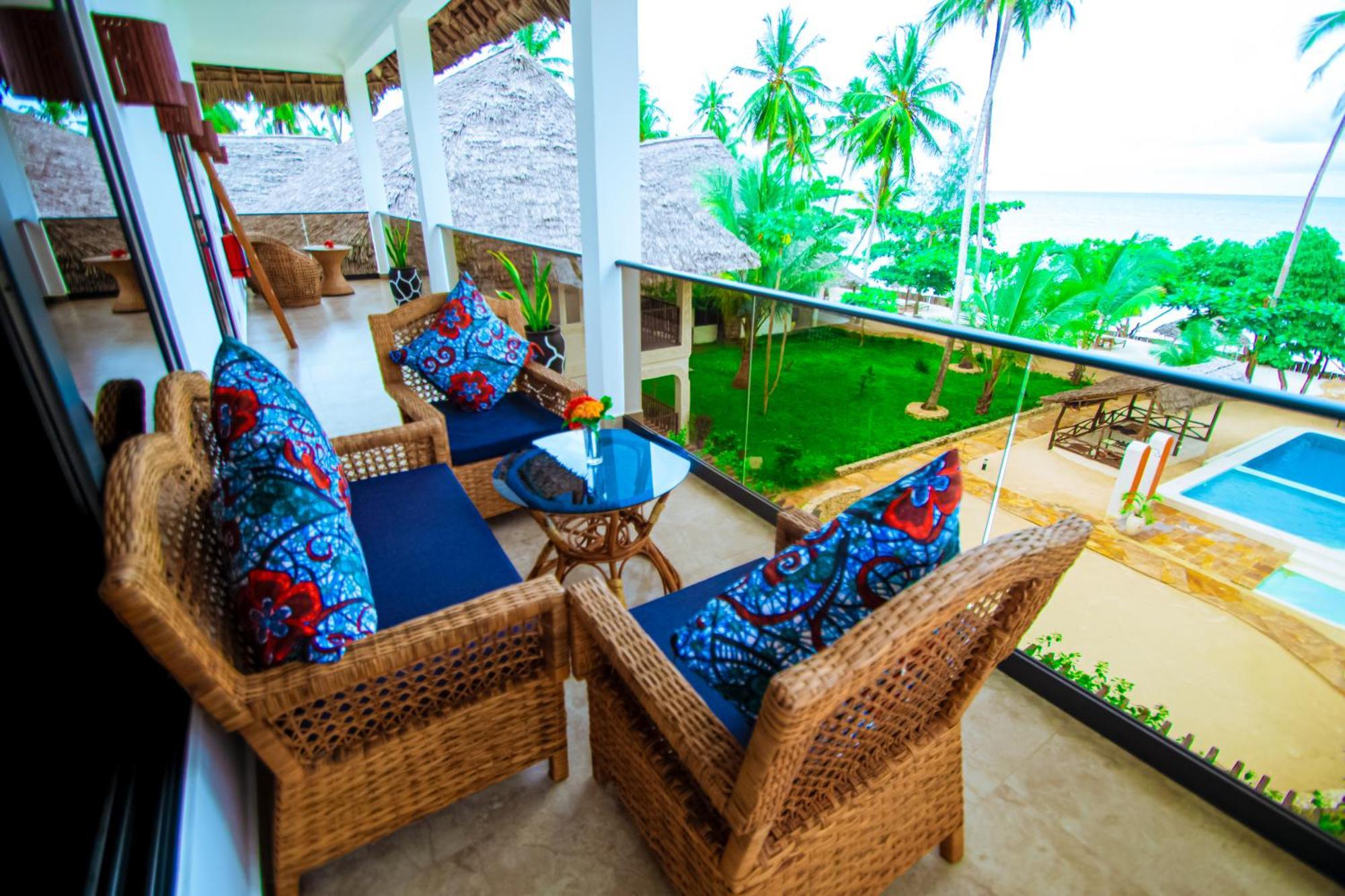 Manolo Beach Resort Uroa Exteriér fotografie